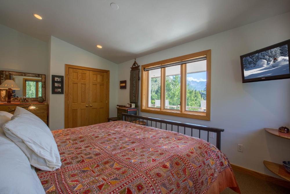 Three-Bedroom Apartment interior